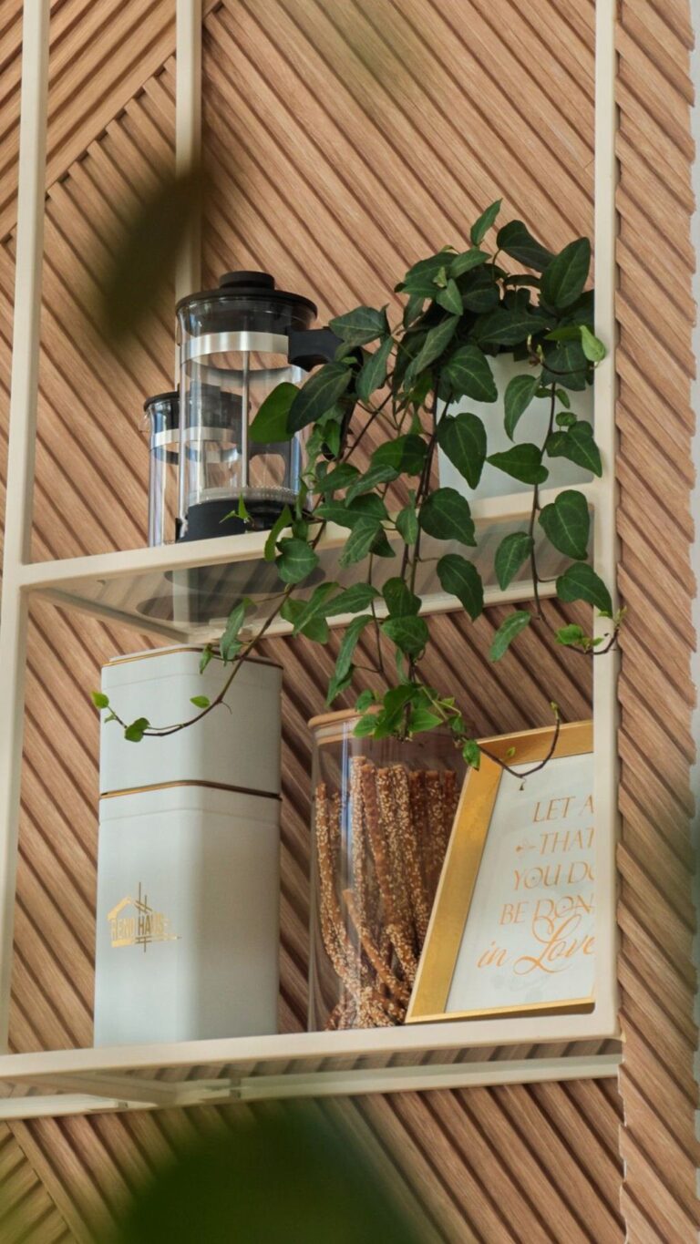 Casa din Pleașa — barul de cafea după renovare | Reno Haus