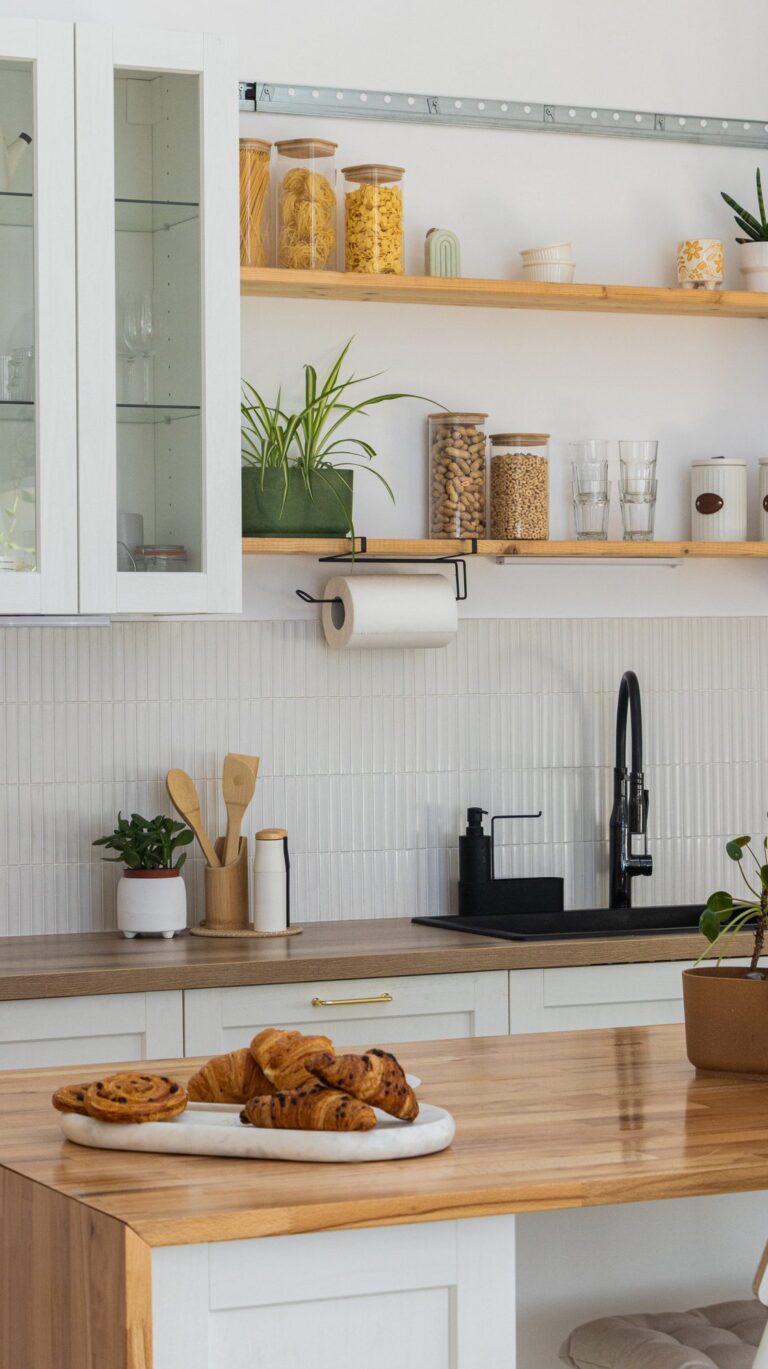 Casa din Pleașa — bucătăria după renovare | Reno Haus