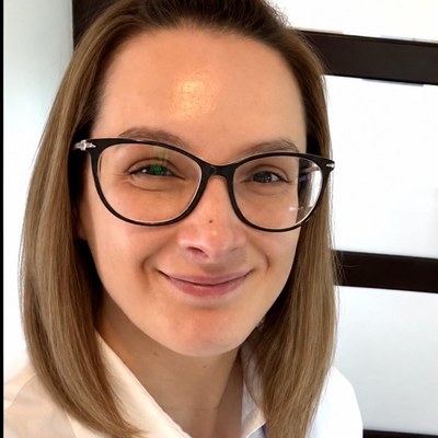 Monica, Ansprechpartnerin bei Reno Haus
